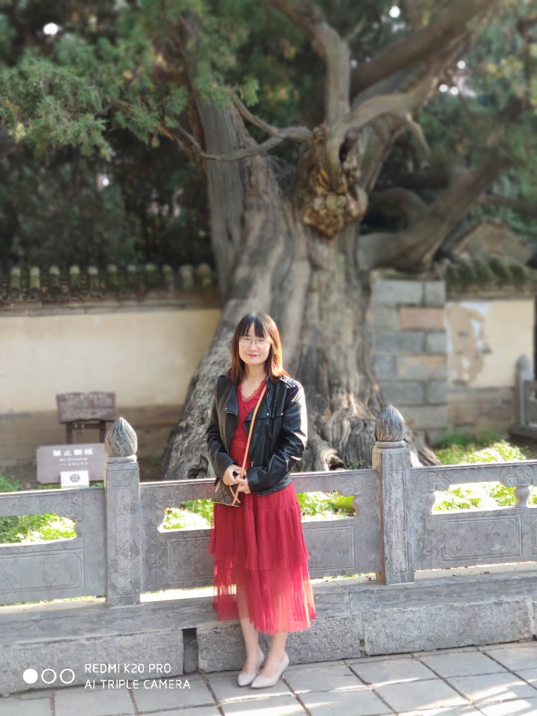 韩婷婷(图1) 图片1.png