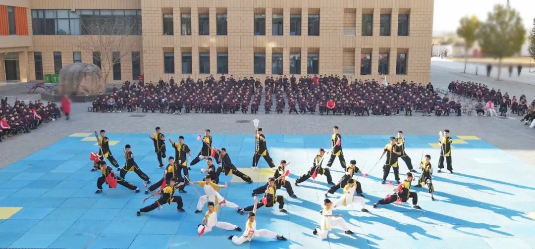 表演队1.jpg