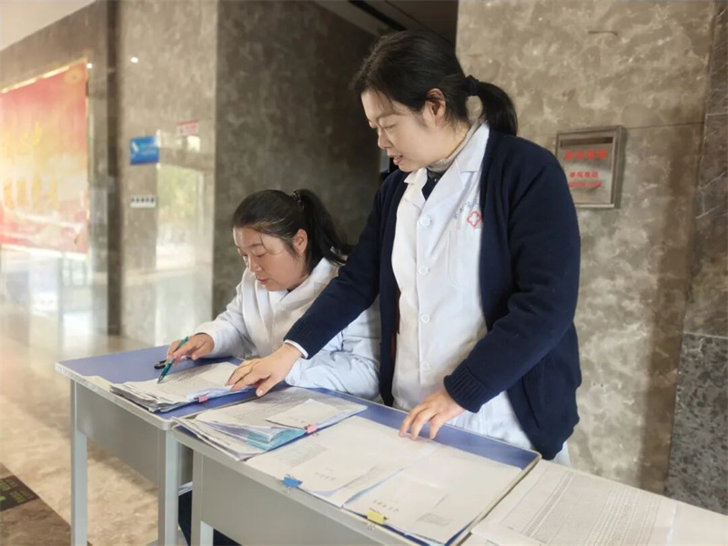 传递人文关怀 筑牢健康基石 | 少林友谊学校工会组织全体教职工开展健康体检