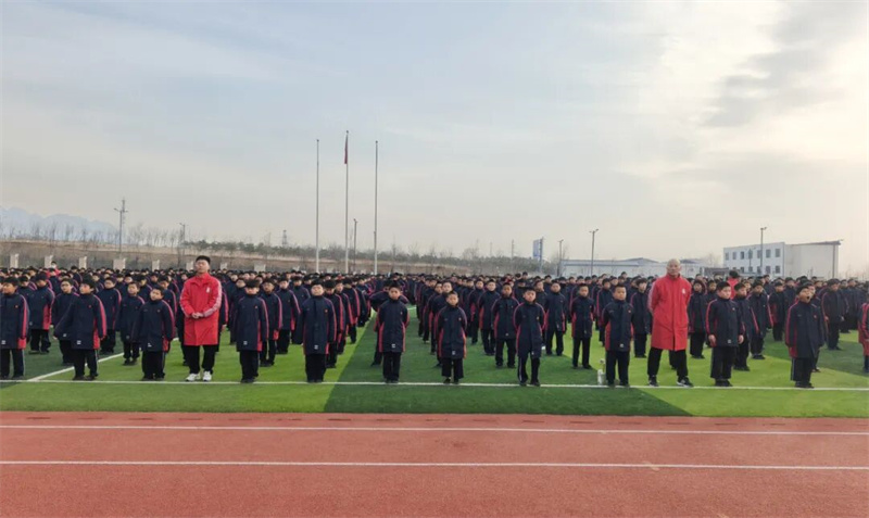 弘扬武术精神 共享荣耀时刻|少林友谊学校隆重举行“中原论剑”武术比赛颁奖典礼