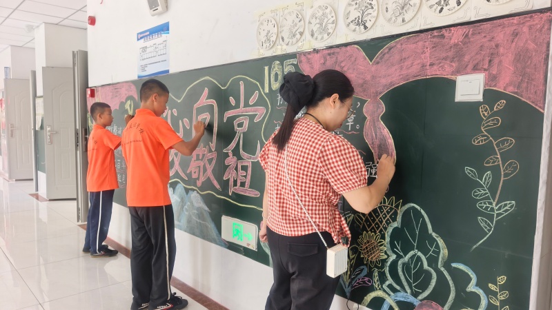 传承红色基因,厚植爱国情怀|少林友谊学校庆祝建党105周年系列活动(图5) IMG20260624100059 (1).jpg